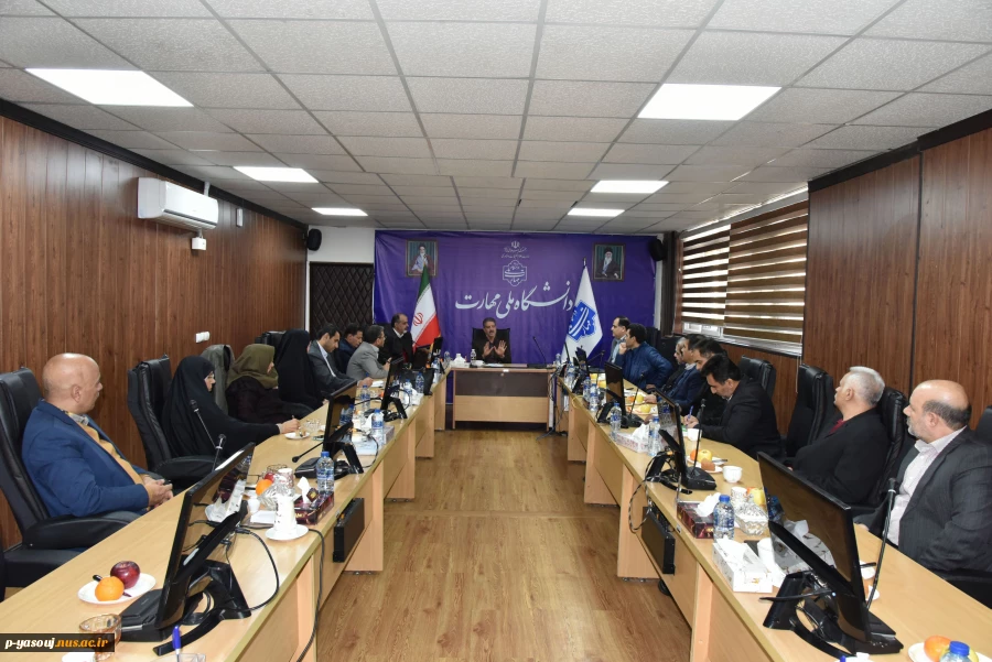 در راستای تکریم استادان بازنشسته دانشگاه‌؛
نشست سرپرست دانشگاه ملی مهارت با جمعی از استادان بازنشسته دانشگاه ملی مهارت 2