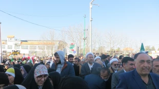 حضور پرشور دانشگاهیانِ دانشگاه ملی مهرات استان کهگیلویه و بویراحمد در راهپیمایی یوم الله 22بهمن 5