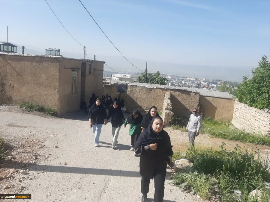 به مناسبت روز معماری برگزار شد: همایش بزرگ پیاده روی دانشجویان رشته معماری اموزشکده ملی مهارت دختران یاسوج 4
