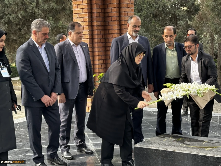 دکتر مهاجرانی، سخنگوی دولت چهاردهم:
در ایجاد مهارت‌ها و توسعه محتوای آموزشی در دانشگاه ملی مهارت، متناسب با رویکردها و ابزارهای نوین، توجه به اقلیم متنوع استان‌ها الزامی است 2