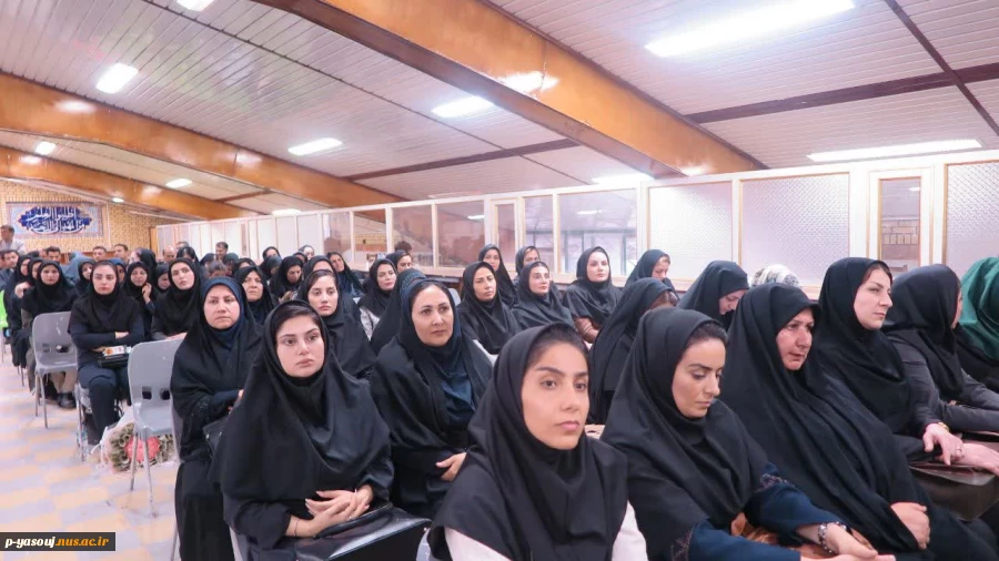 برگزاری جشن گرامی داشت مقام معلم و تجلیل از اساتید در دانشگاه ملی مهارت استان کهگیلویه و بویراحمد 16