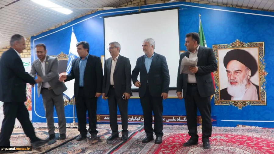 برگزاری جشن گرامی داشت مقام معلم و تجلیل از اساتید در دانشگاه ملی مهارت استان کهگیلویه و بویراحمد 21